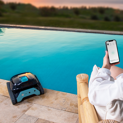 Dolphin Liberty 400 Cordless Robotic Pool Cleaner (Up to 10m Pools)